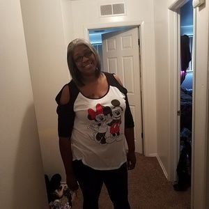 Meet your Posher, Rasheila